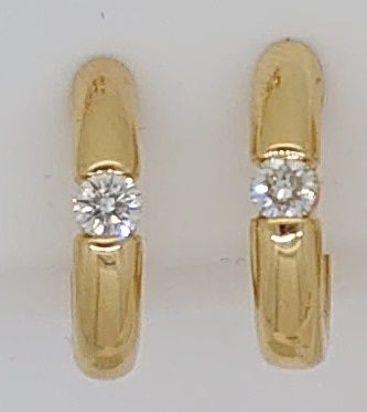 Solitär Kreolen Spann-Fassung Gelbgold 750 0.20ct. 2 H SI Brillanten à je 0.10ct. OSO1027